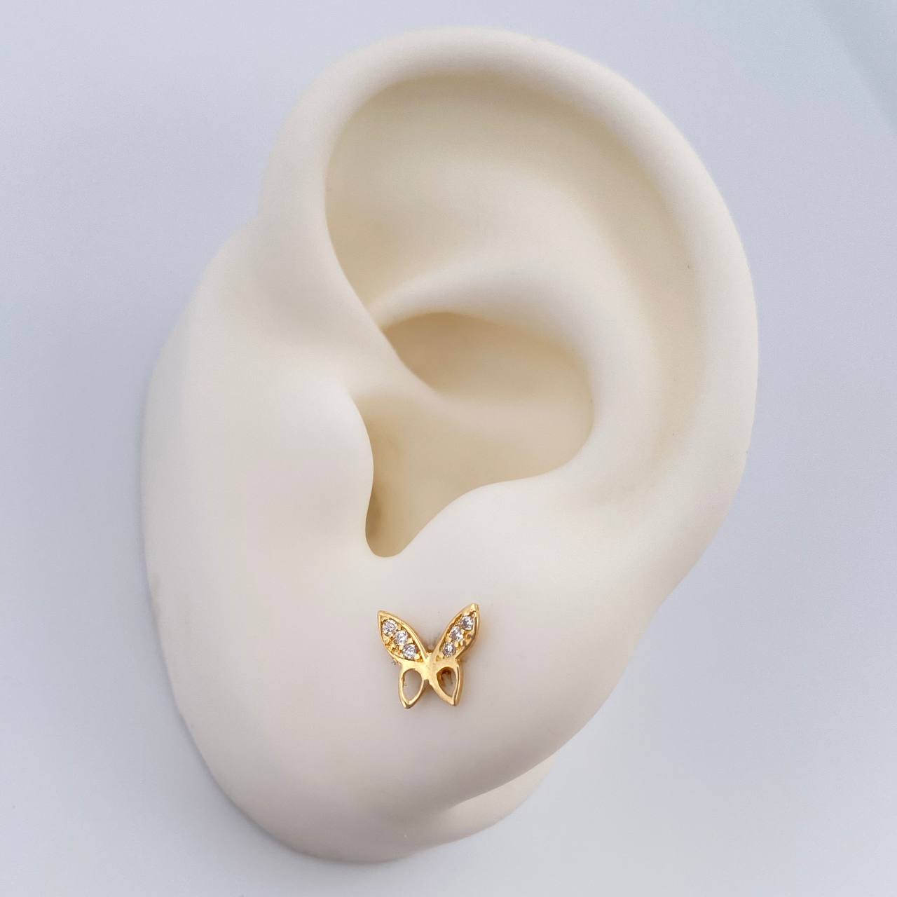 Topos Silueta Mariposa 0.8gr / 6.42mm Oro Amarillo 18K %