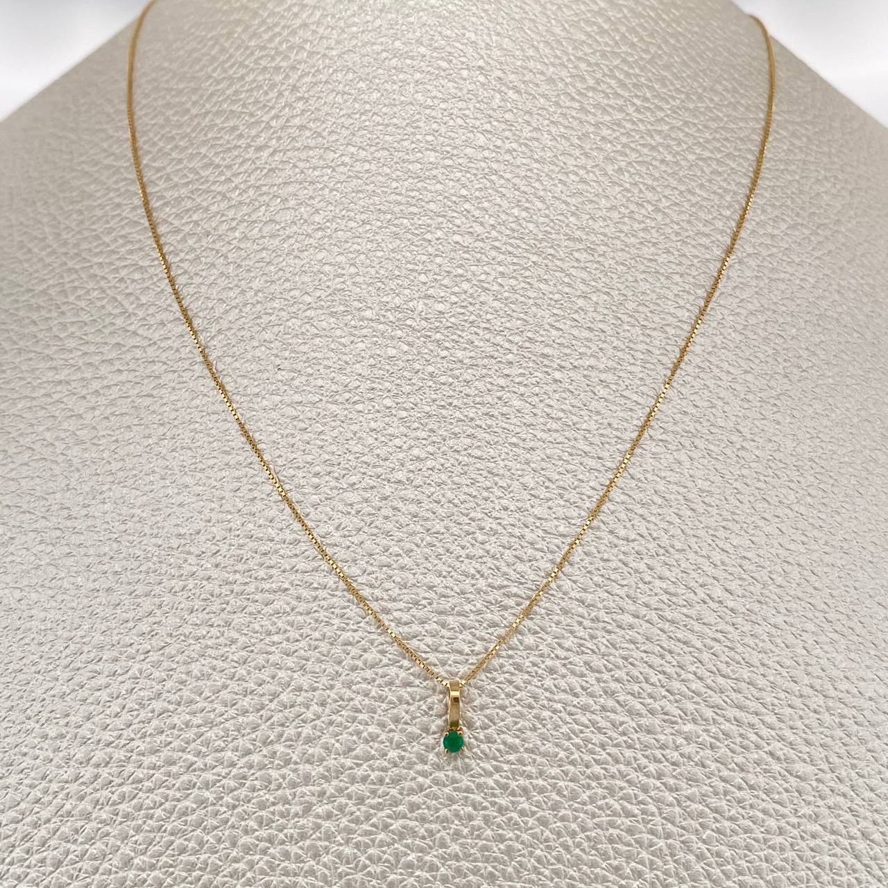 Set Veneciana + Halo Esmeralda 13pts 1.2gr / 19 1/2 in / 0.3mm Oro Amarillo 18K &