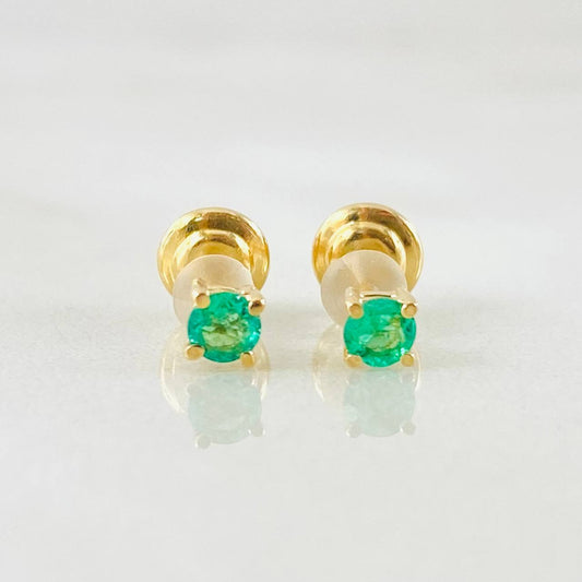 Topos Caja Cuatro Garras Esmeraldas 16pts 0.7gr / Oro Amarillo 18K ©