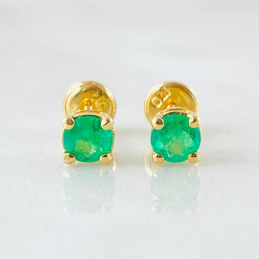 Topos Cajon Cuatro Garras Esmeraldas 90pts 1.55gr / 5mm Oro Amarillo 18K *