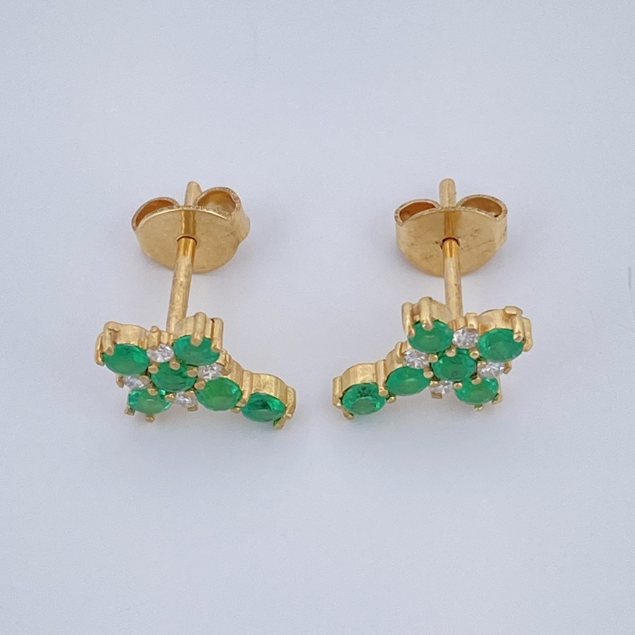 Topos Cruz Esmeraldas 35pts Diamantes 10pts 1.7gr / Oro Amarillo 18K &