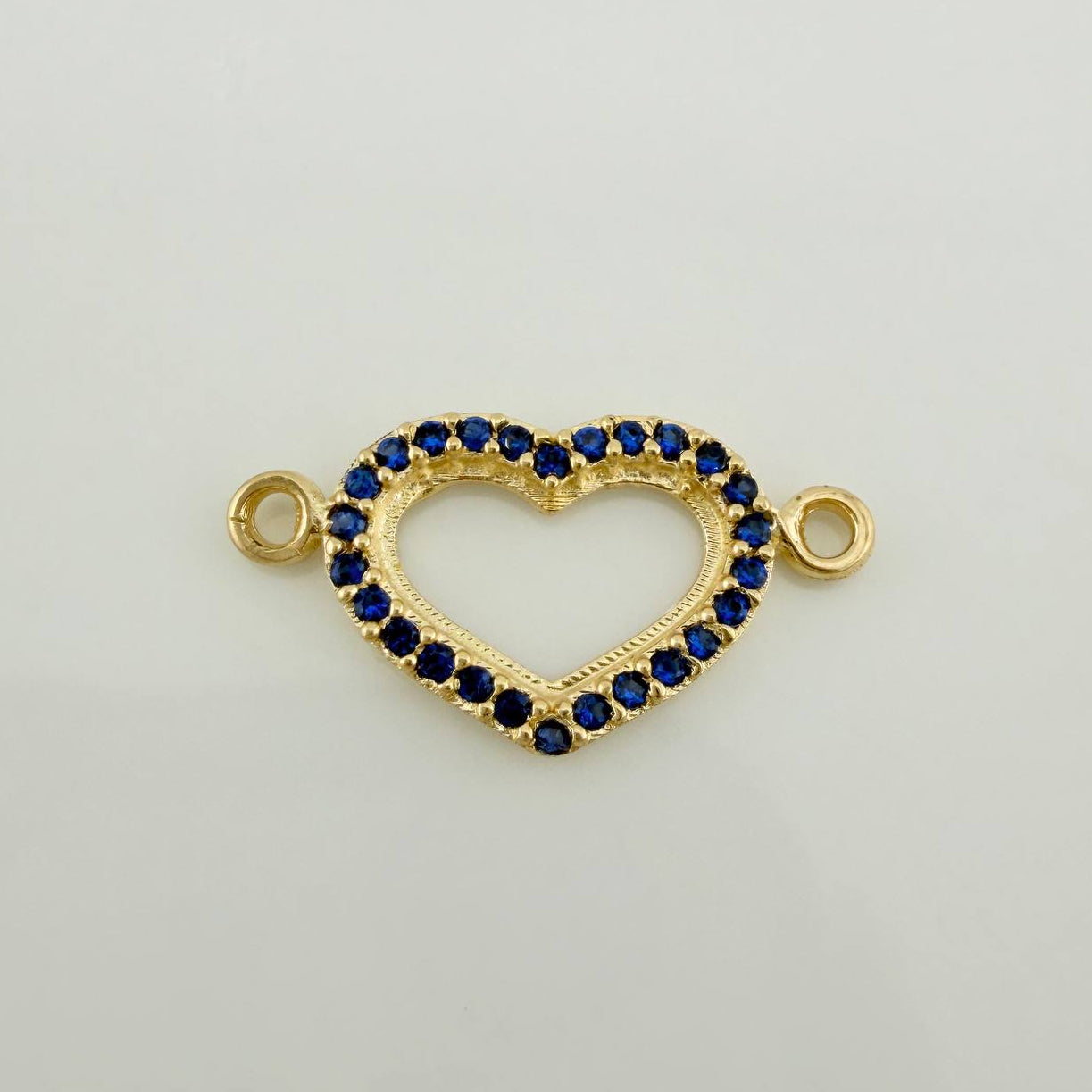 Charm Heart Silhouette 0.8 g / 3/4 in 18K Yellow Gold