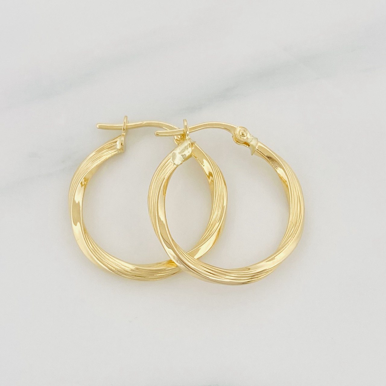 Candongas Mai 1.5g / 3/4 in Oro Amarillo 18K
