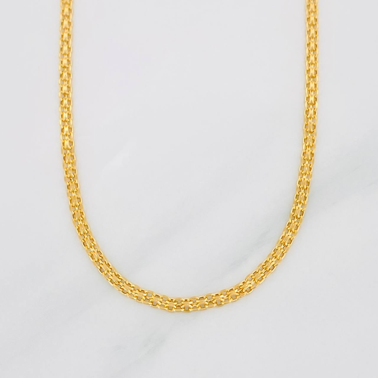 Cadena China 2.75g / 18 in / 2.2mm Oro Amarillo 18K
