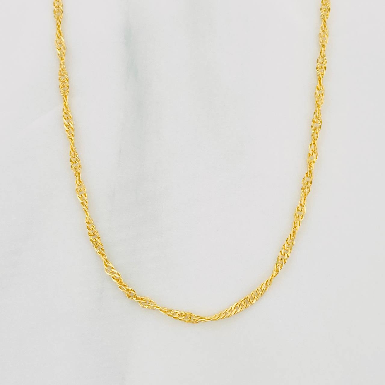 Cadena Singapur 1.65g / 20 in / 1.74mm Oro Amarillo 18K