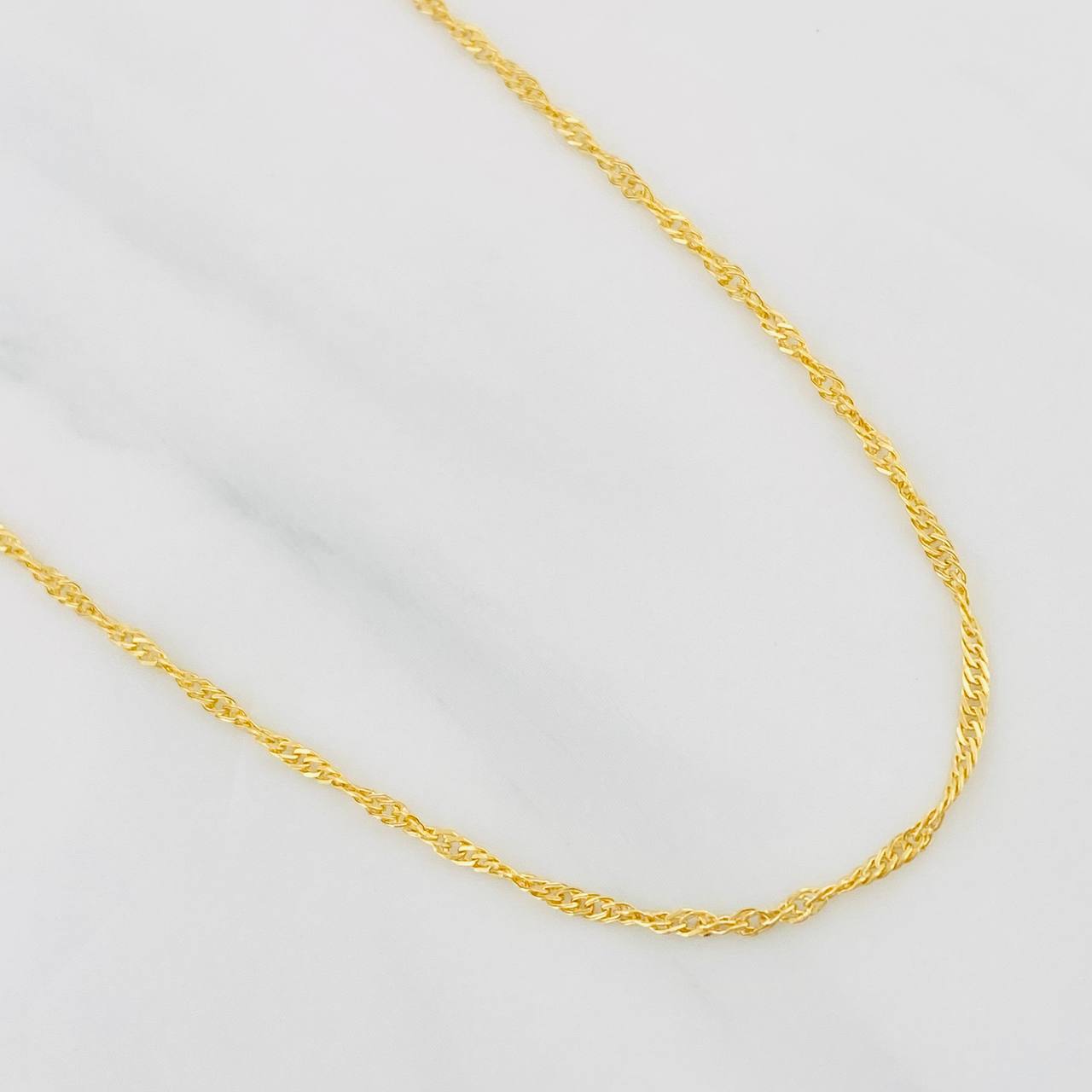 Cadena Singapur 1.55g / 20 in / 1.53mm Oro Amarillo 18K