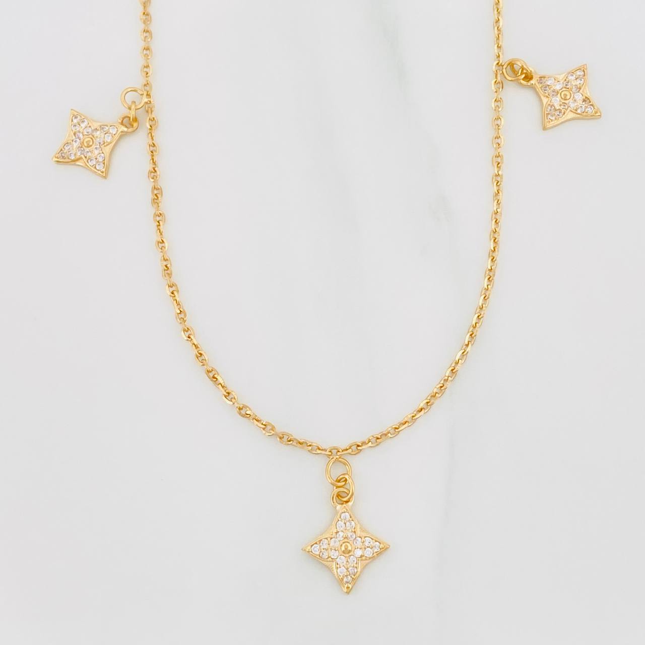 Classic Link Chain Flower 4.35g / 16 in / 1.4mm Yellow Gold 18K