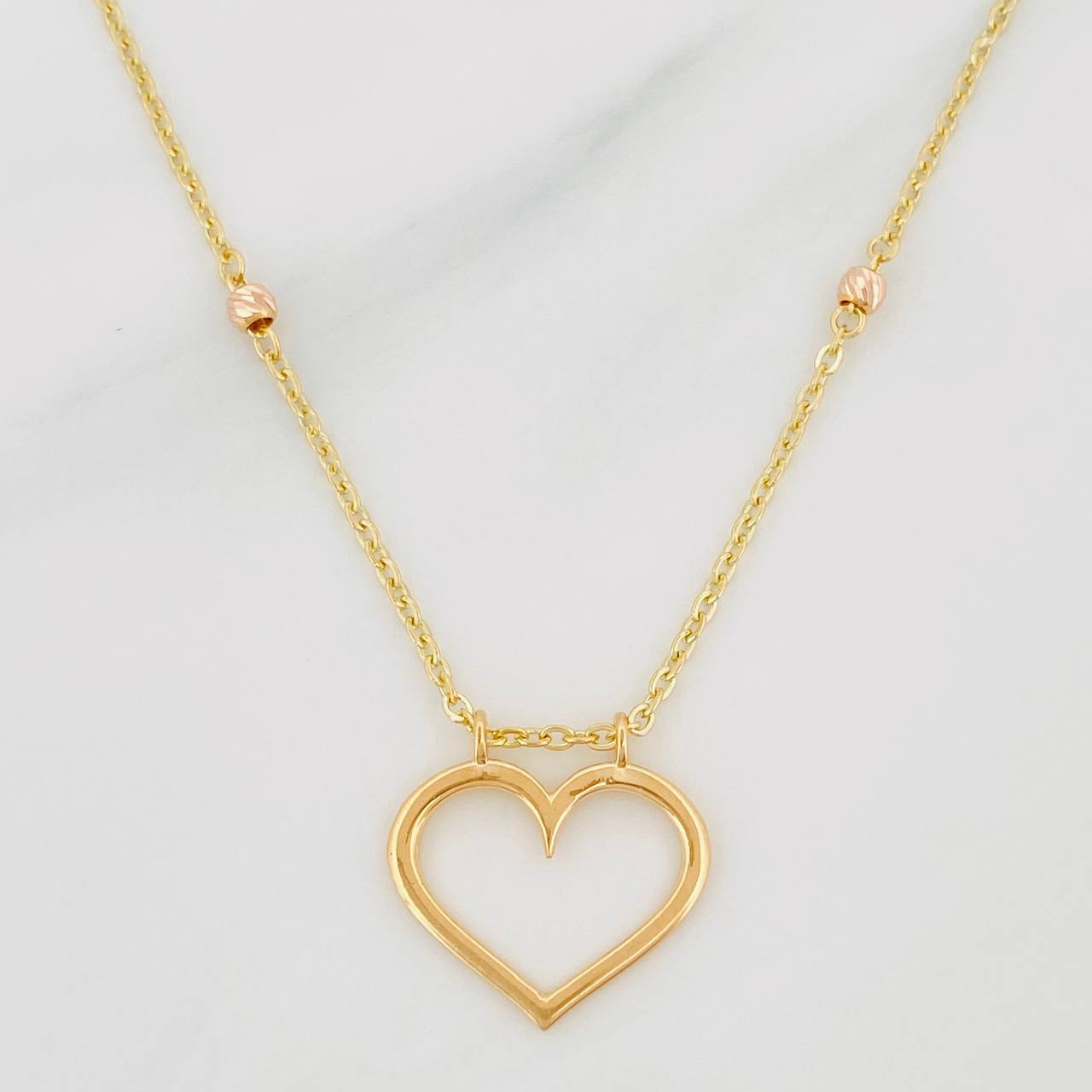Cadena Aro Seguido Corazon 4.1g / 18 in / 1.32mm Tres Oros 18K
