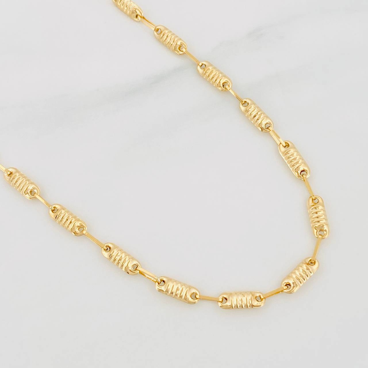 Cadena Rustica Cilindro 7.5g / 20 in / 3.17mm Oro Amarillo 18K