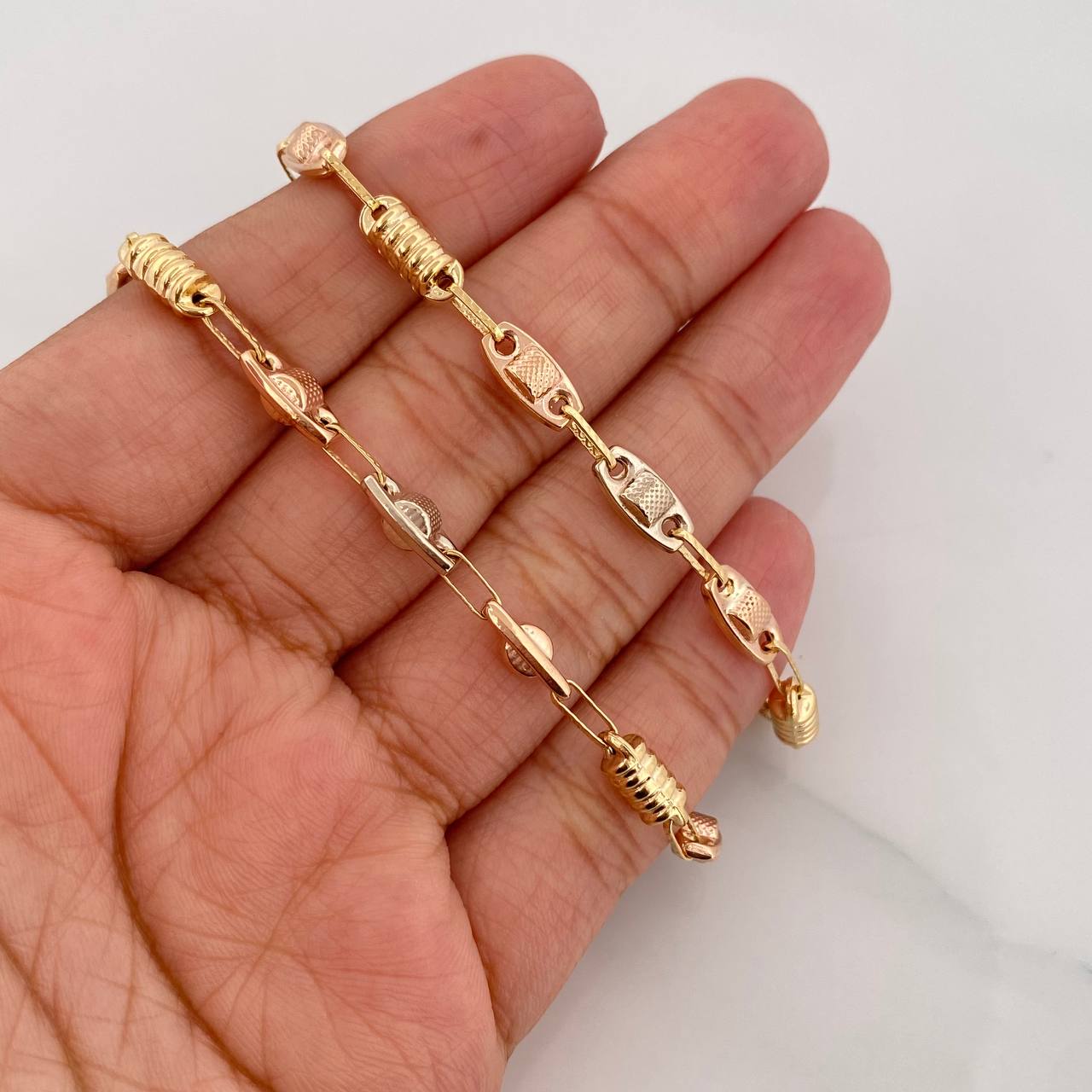 Cadena Rustica Barril 11.8g / 20 in / 4.96mm Tres Oros 18K