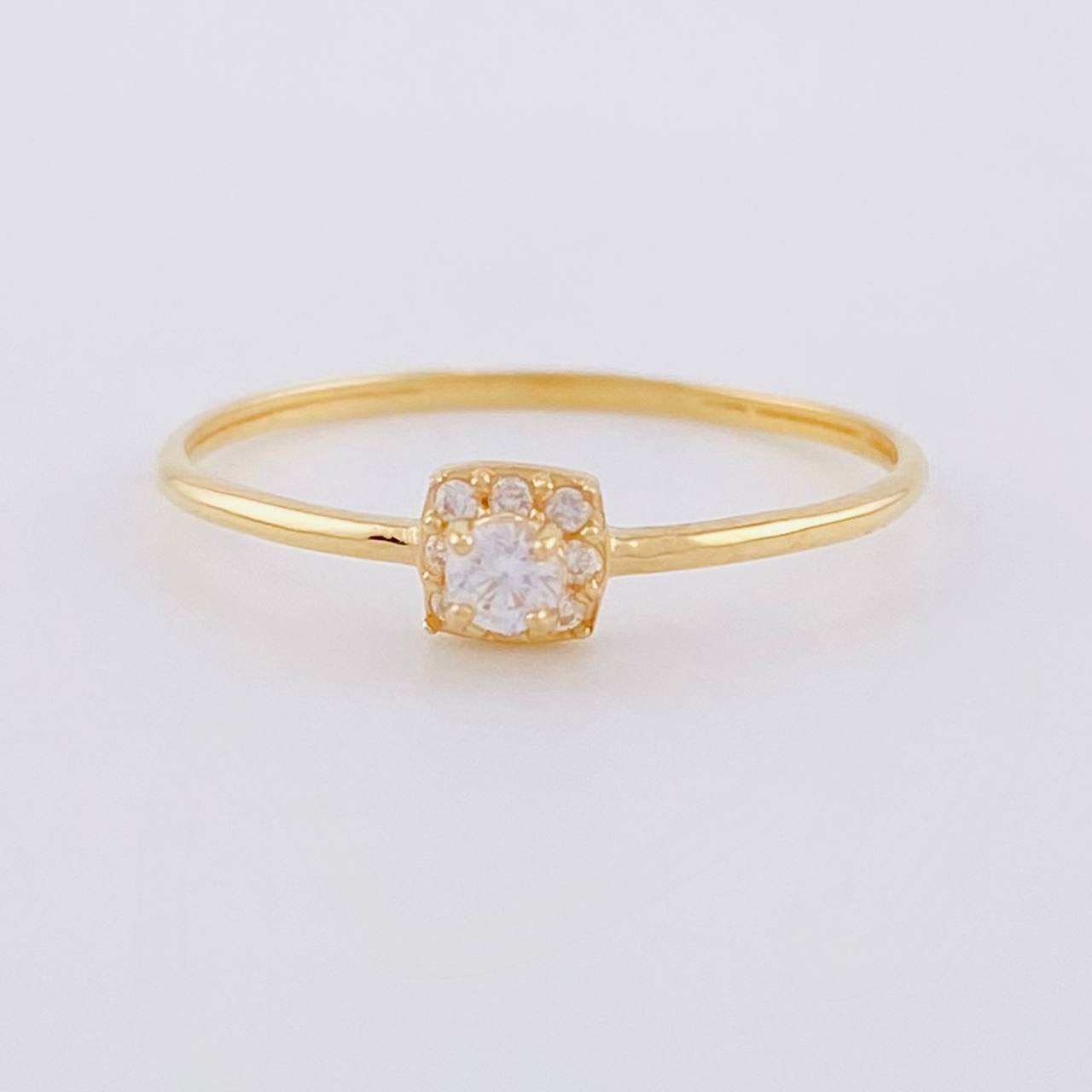 Anillo Solitario Cuadrado 0.75g / T6 1/2 Oro Amarillo 18K