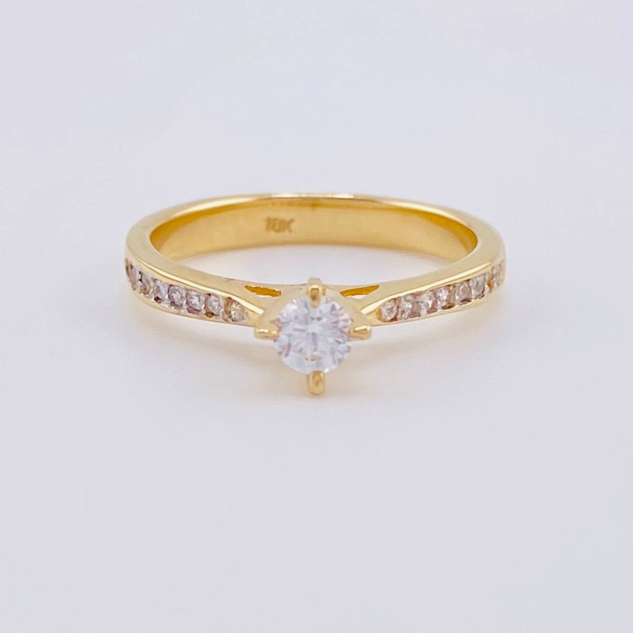 Solitaire Ring Four Claws 2.7g / T6 18K Yellow Gold