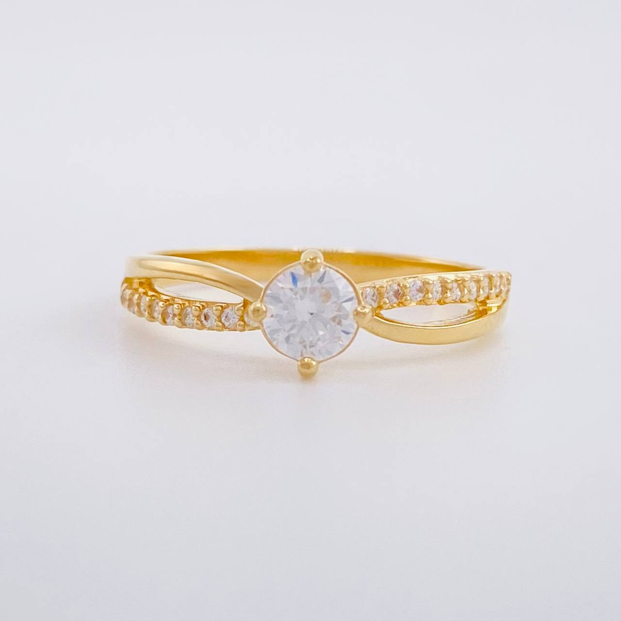 Solitaire Ring Intertwined 2.35g / T7 1/4 Yellow Gold 18K