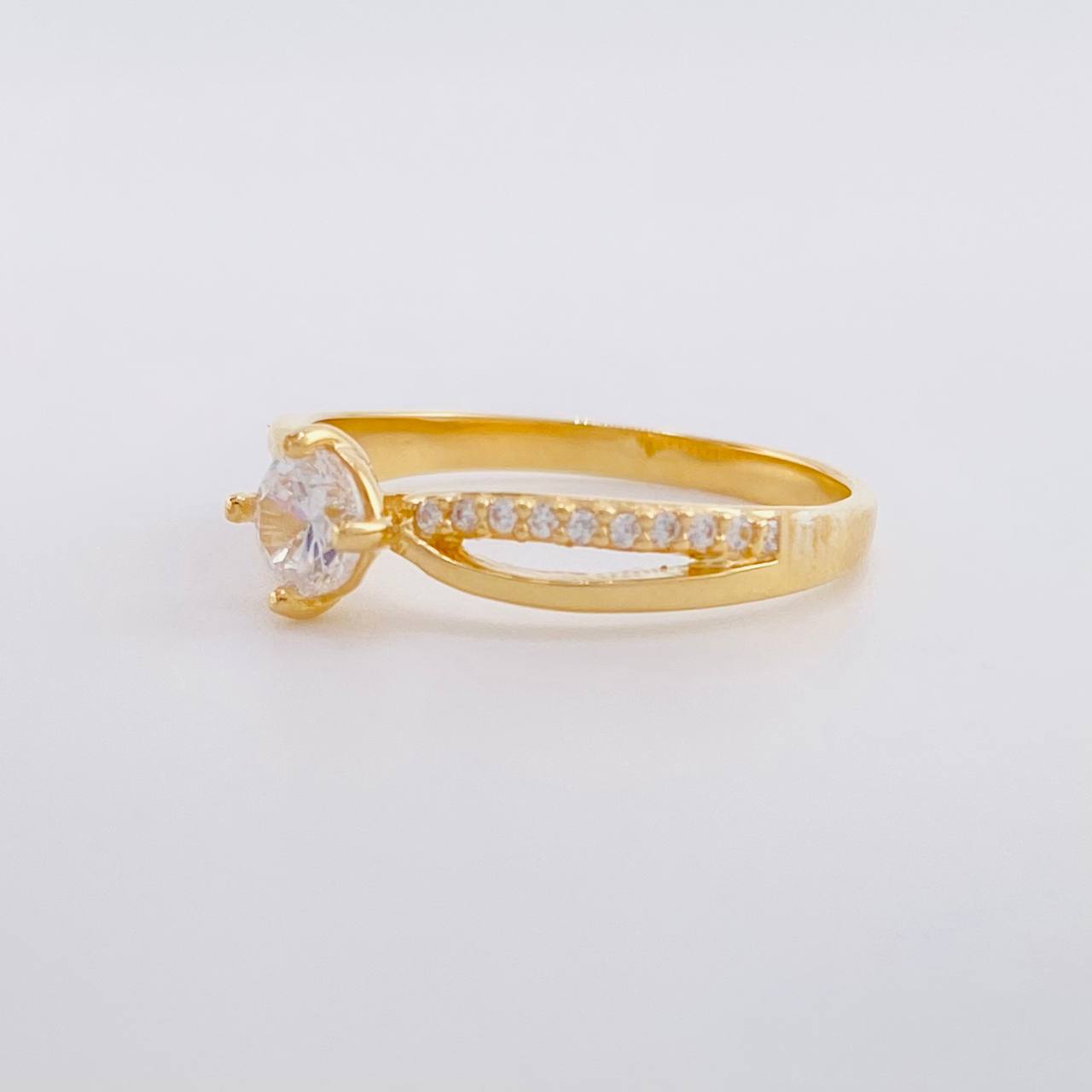 Solitaire Ring Intertwined 2.35g / T7 1/4 Yellow Gold 18K