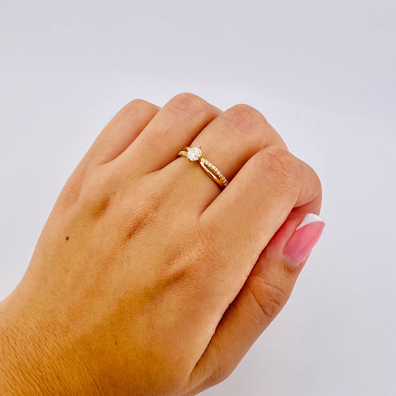 Solitaire Ring Intertwined 2.35g / T7 1/4 Yellow Gold 18K