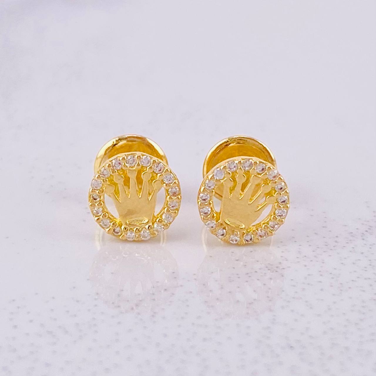 Topos Circulo Corona 0.9g / in / 6.6mm Oro Amarillo 18K