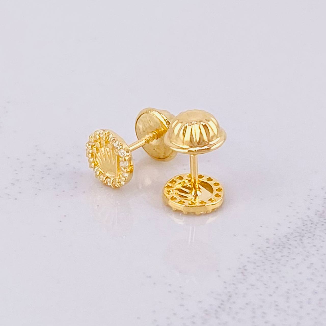 Topos Circulo Corona 0.75g / in / 5.8mm Oro Amarillo 18K