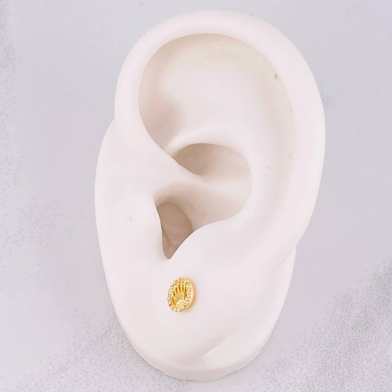 Topos Circulo Corona 0.7g / in / 5.7mm Oro Amarillo 18K
