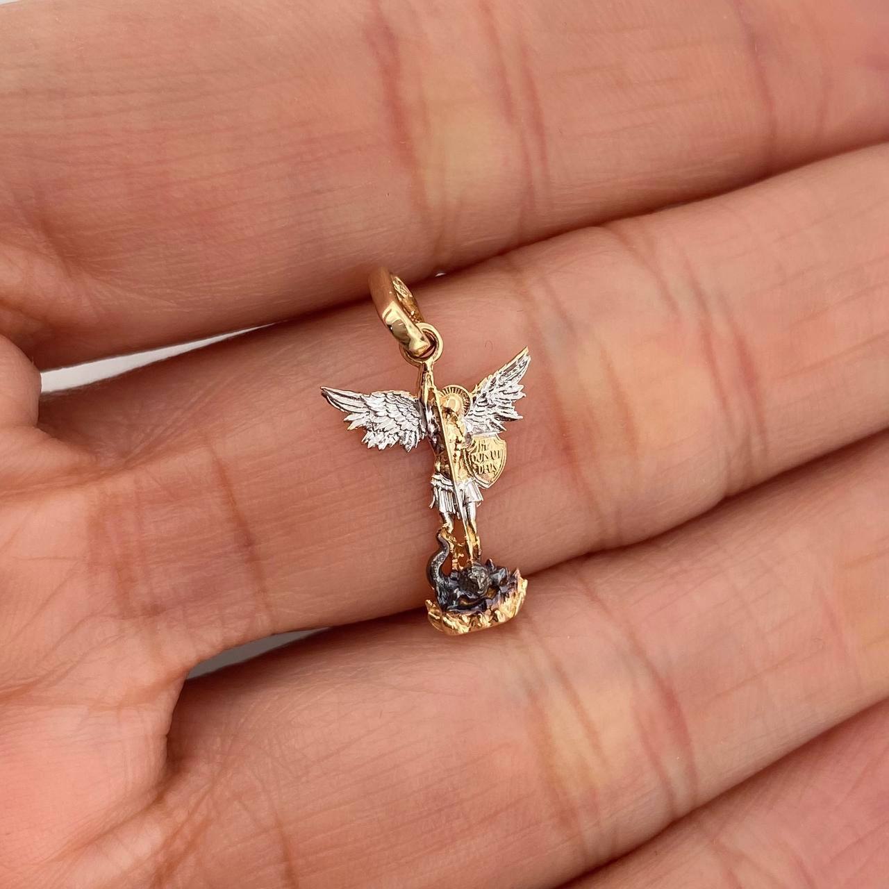 Pendant Saint Michael Archangel 1 g / 1/2 in Three Golds 18K