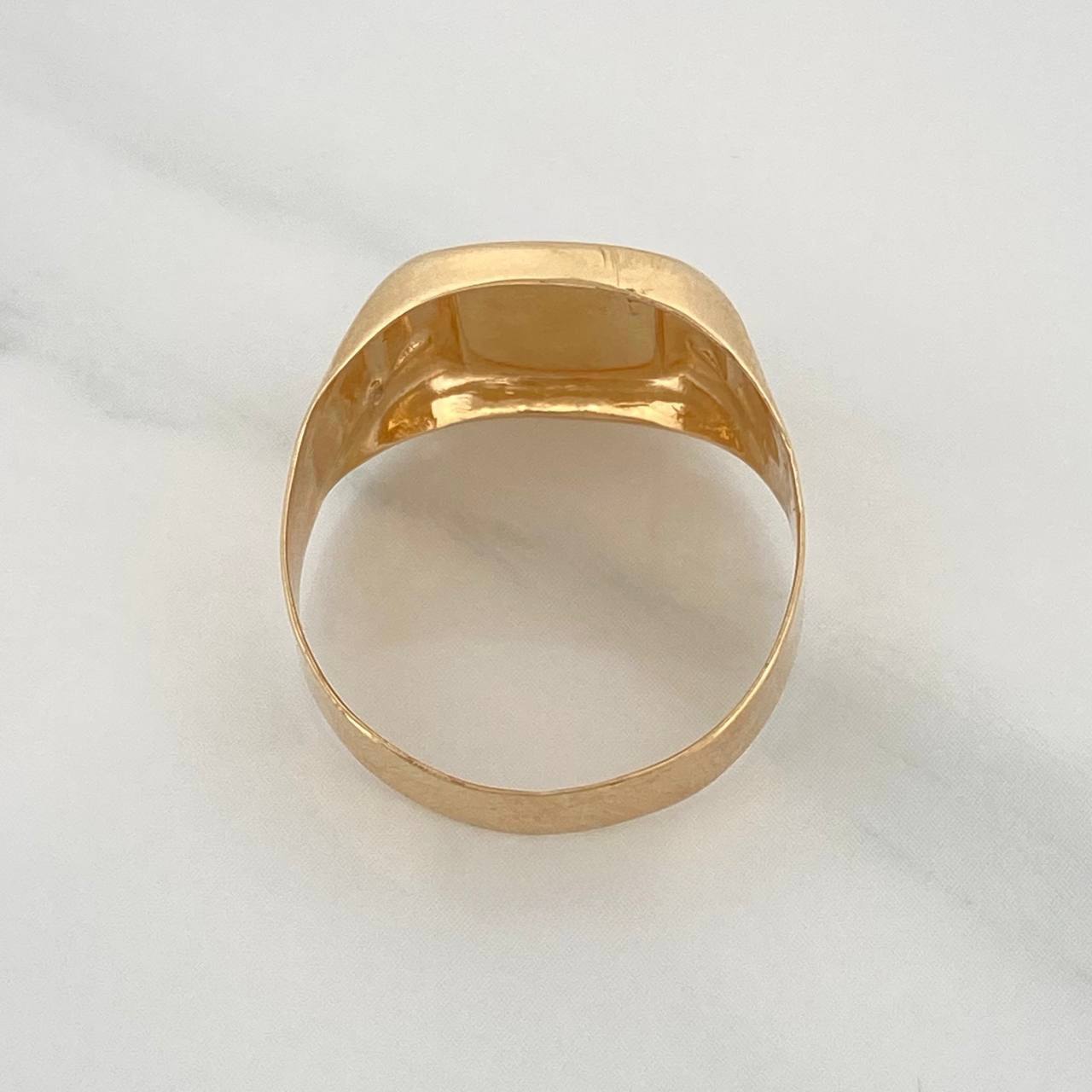 Horse Seal Ring 3.2 g / T8 3/4 Yellow Gold 18K