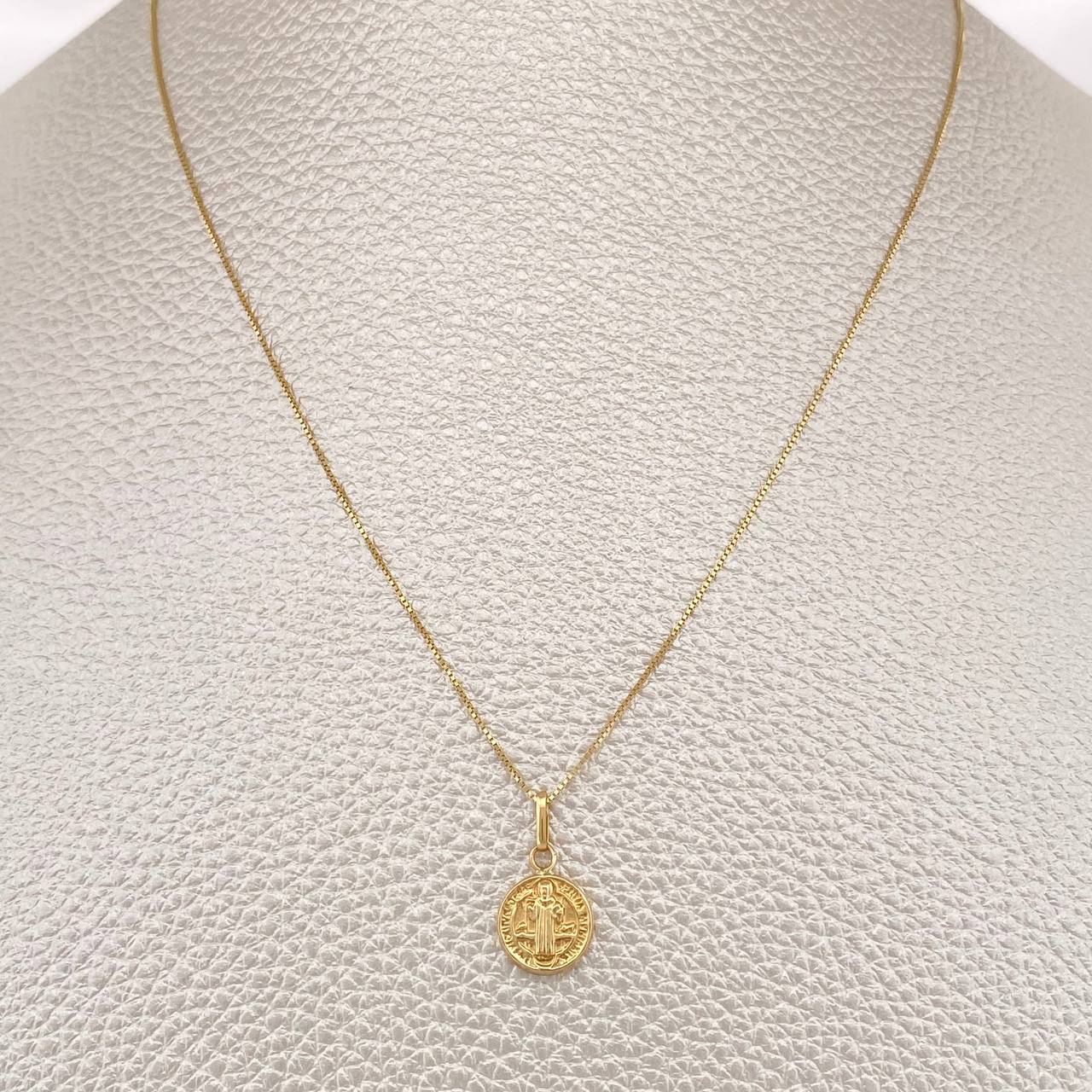 Set Cadena y Dije Veneciana + San Benito 1.3gr / 15 3/4 in / Oro Amarillo 18K %