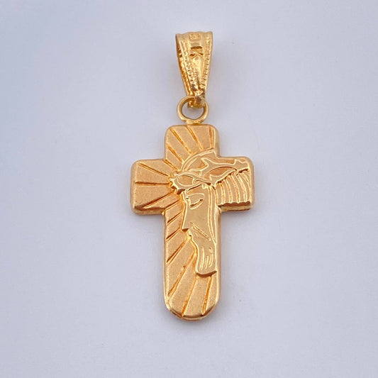 Dije Cruz Rostro Cristo 0.85gr / 3/4 in / Oro Amarillo 18K $