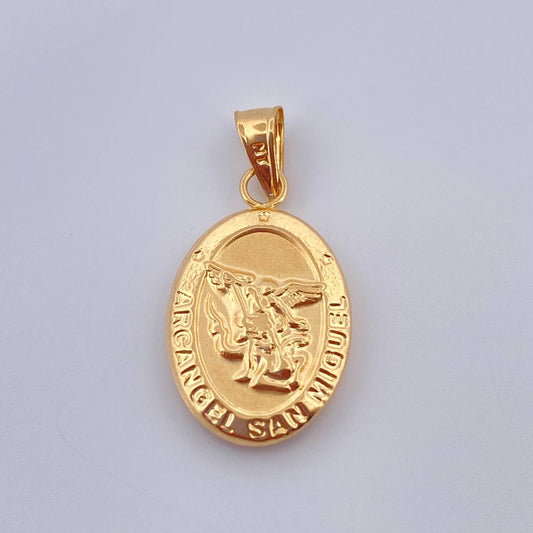 Dije Arcangel San Miguel 1.2gr / 3/4 in / Oro Amarillo 18K $