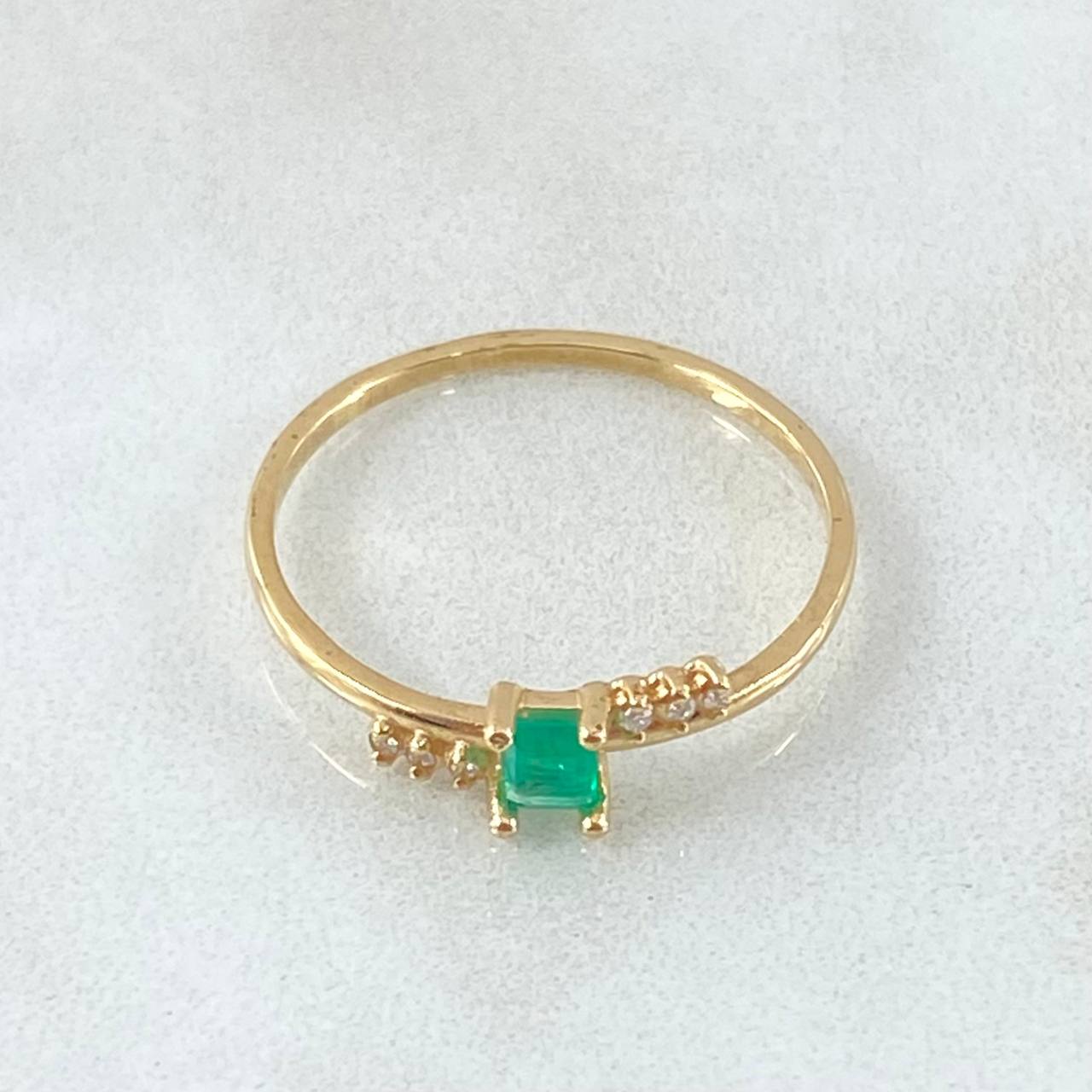 Emerald Split Frame Ring 18pts - Diamonds 6pts 1.35gr / Size 7 1/4 / 18K Gold