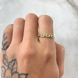 Interlaced Hearts Ring Emeralds 15pts 1.55gr / Size 6 1/4 / 18K Gold