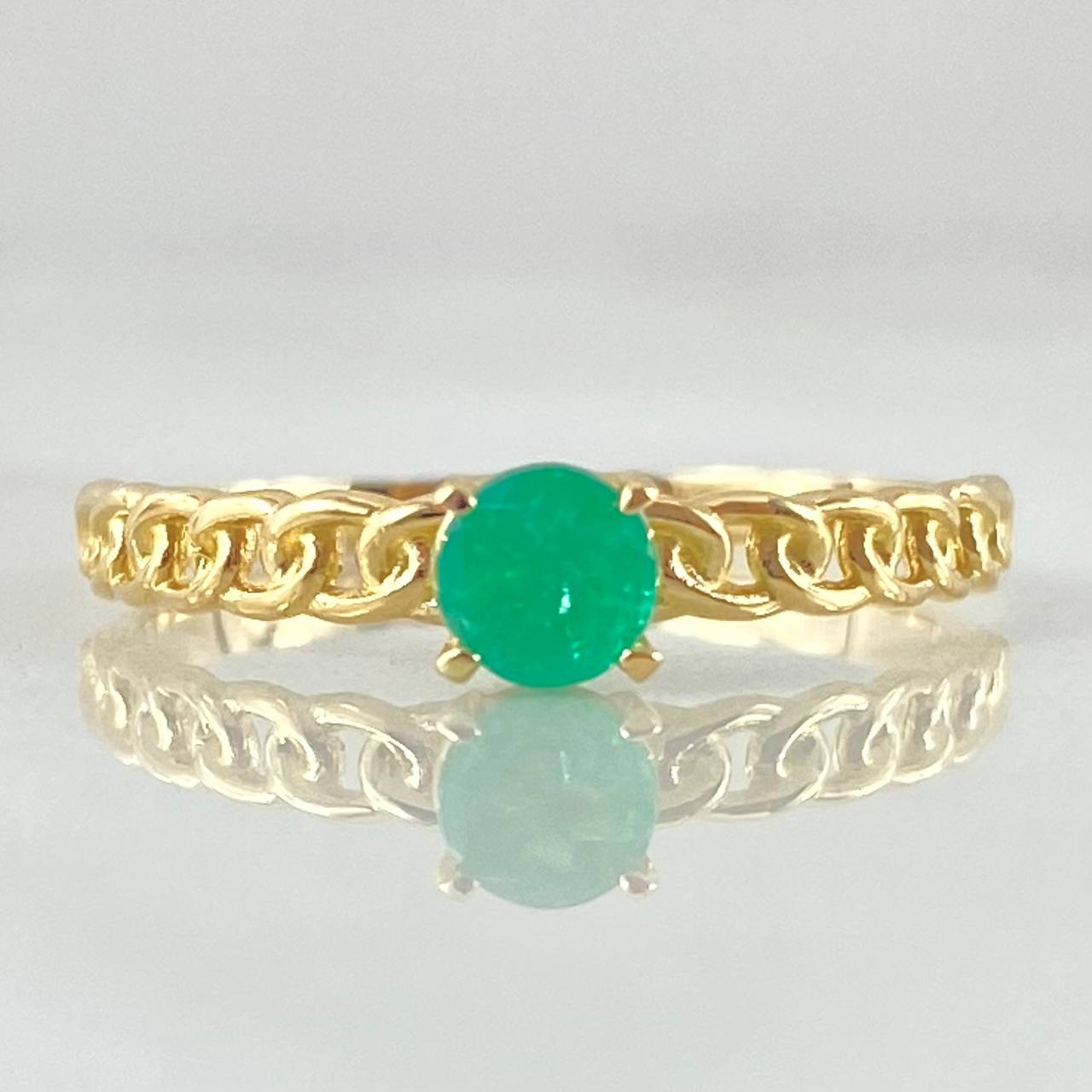 Cuban Solitaire Ring Emerald 26pts 1.5gr / Size 6 1/2 / 18K Gold
