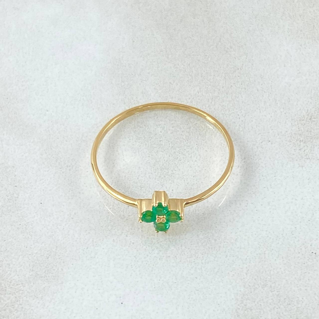 Floral Emerald Ring 13pts 0.95gr / Size 7 1/4 / 18K Gold