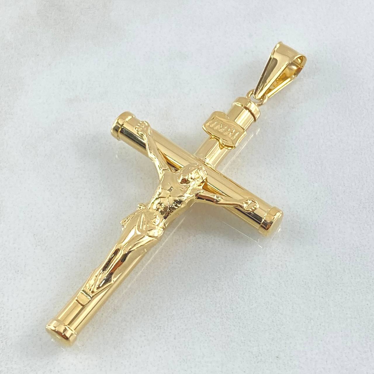 Dije Crúz Cristo 3.05gr / 5.5cm / Oro 18K ©