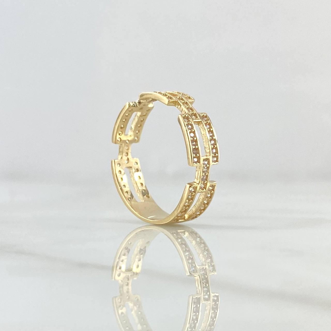 Anillo Eslabones Rectangulares 2.9gr / T7 / Circones Blancos Oro Amarillo 18K