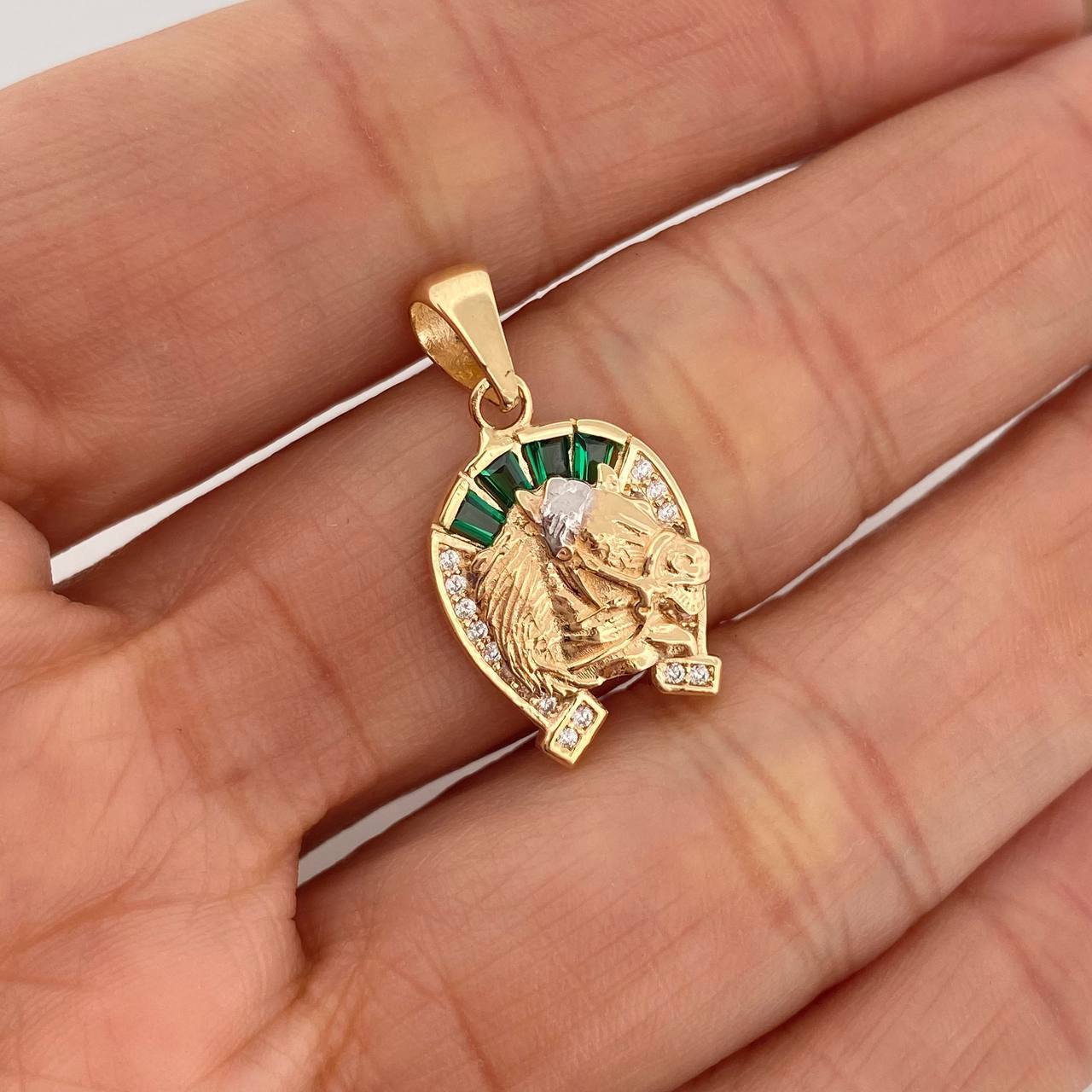 Pendant Horseshoe Horse 2.45 g / 1 in Two Golds Yellow White 18K