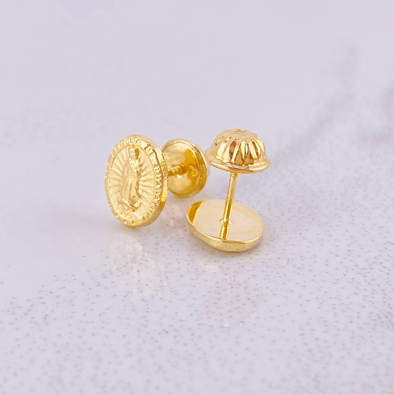 Stud Earrings Virgin of Guadalupe 0.5g / in / 6.7mm Yellow Gold 18K