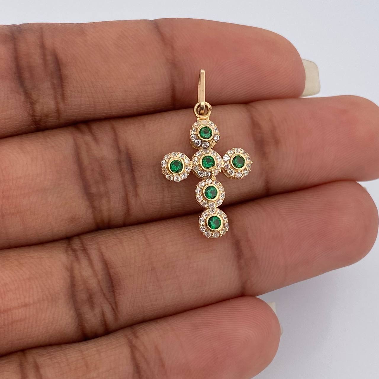 Dije Cruz Tupida 1.45gr / 1 in / Oro Amarillo 18K &