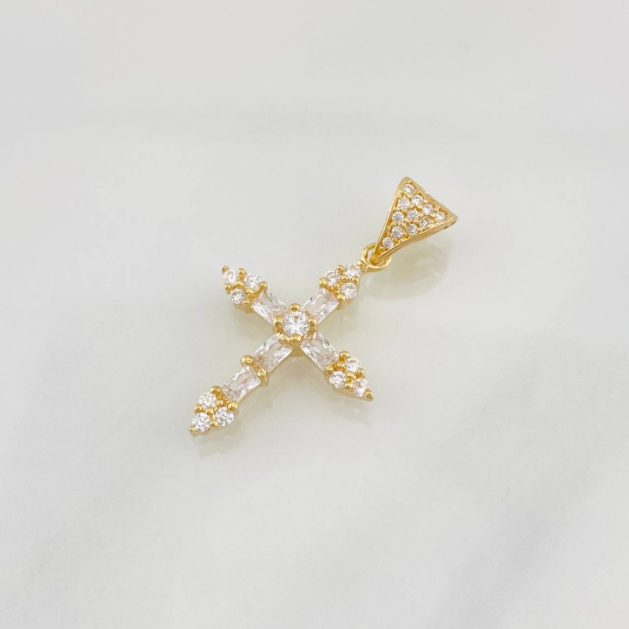 Dije Cruz 1.8g / 1 in Oro Amarillo 18K