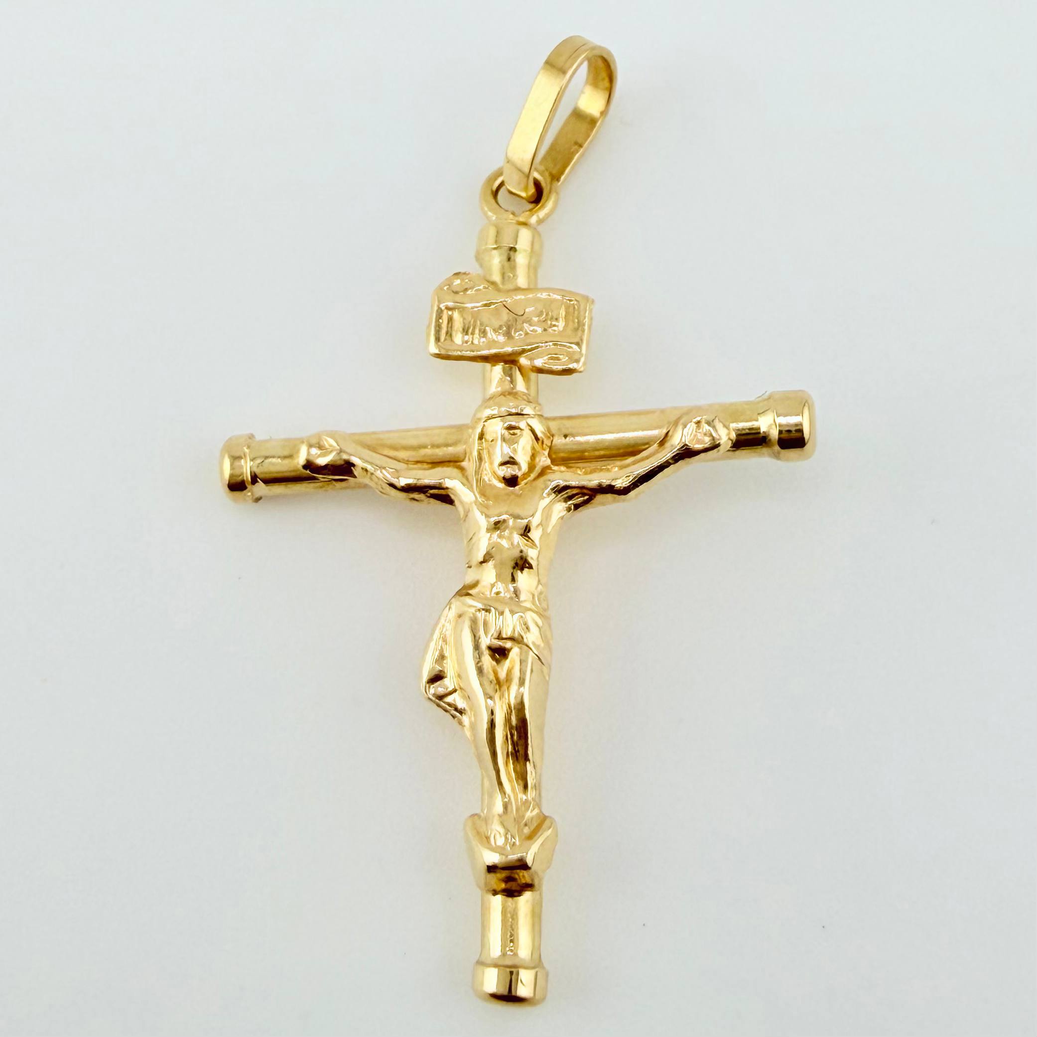 Dije Cristo Cruz 1.25gr / 1 1/4 in / Oro Amarillo 18K ©