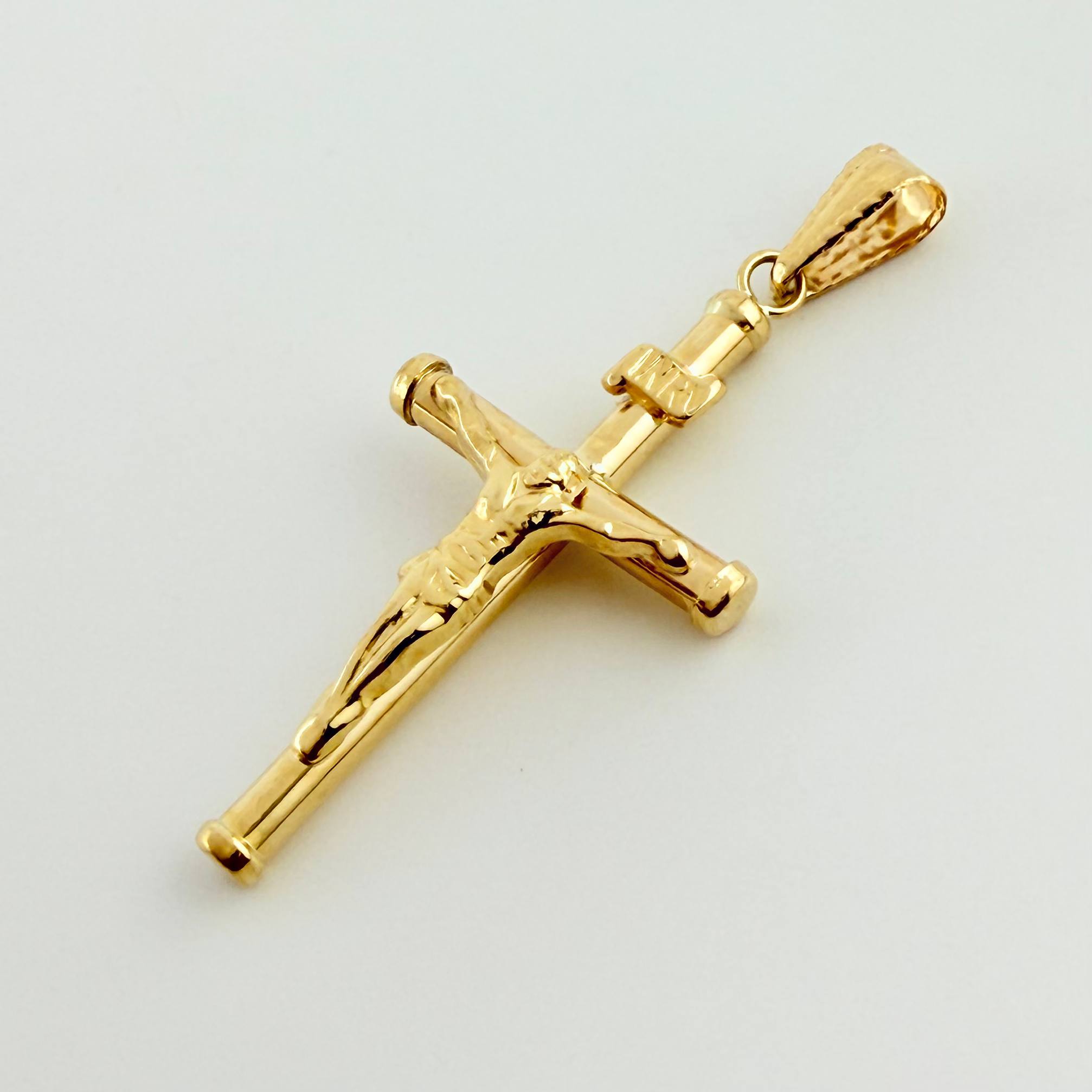 Dije Cristo Cruz 1.15gr / 1 3/4 in / Oro Amarillo 18K *