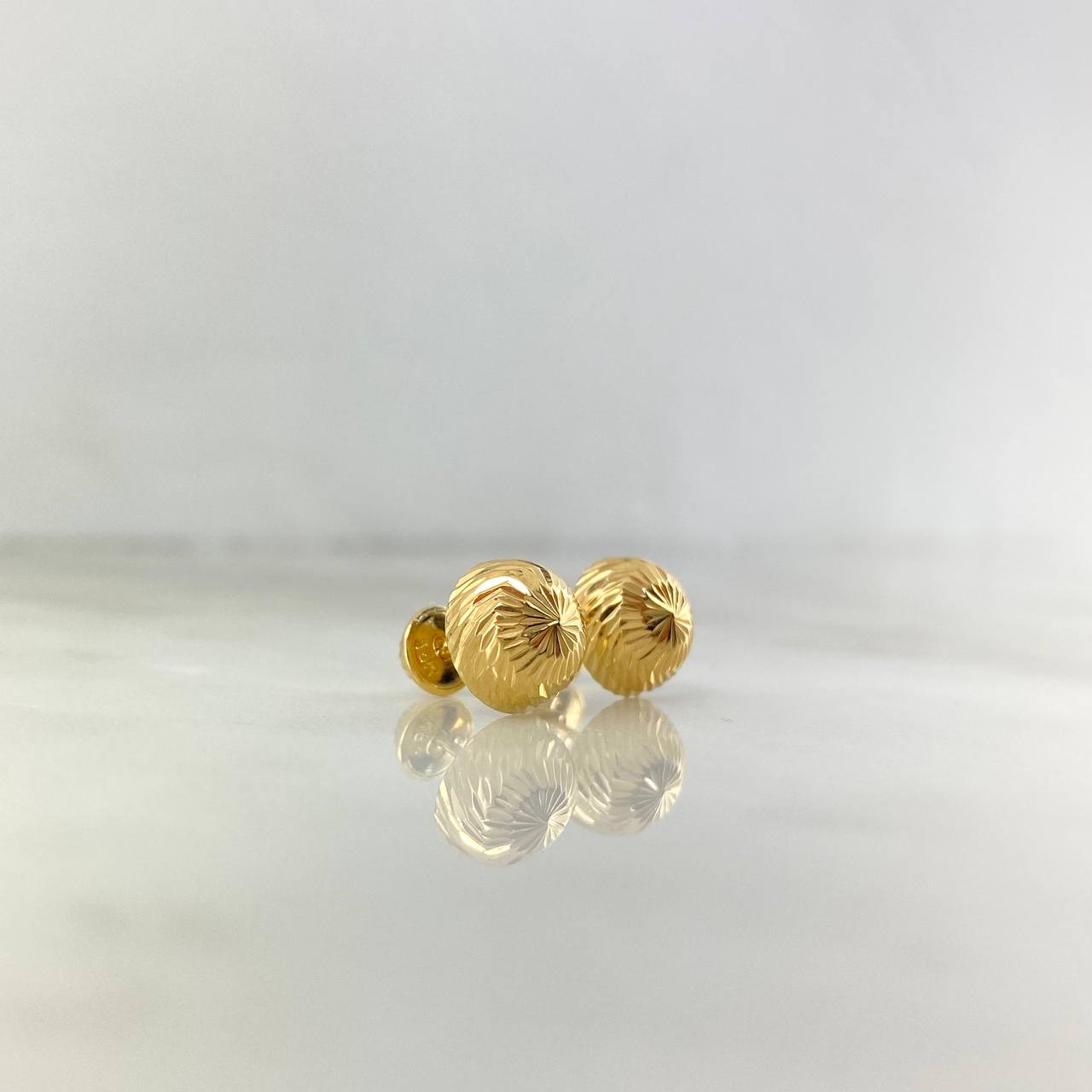 Stud Earrings Media Bead 1.2gr / 9mm Diamond Cut Yellow Gold