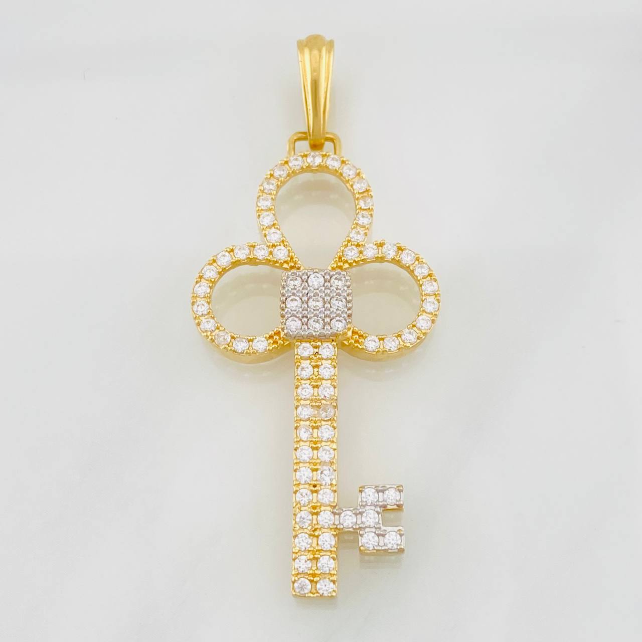 Pendant Key 6g / 2 1/4 in Two-Tone Yellow White 18K Gold