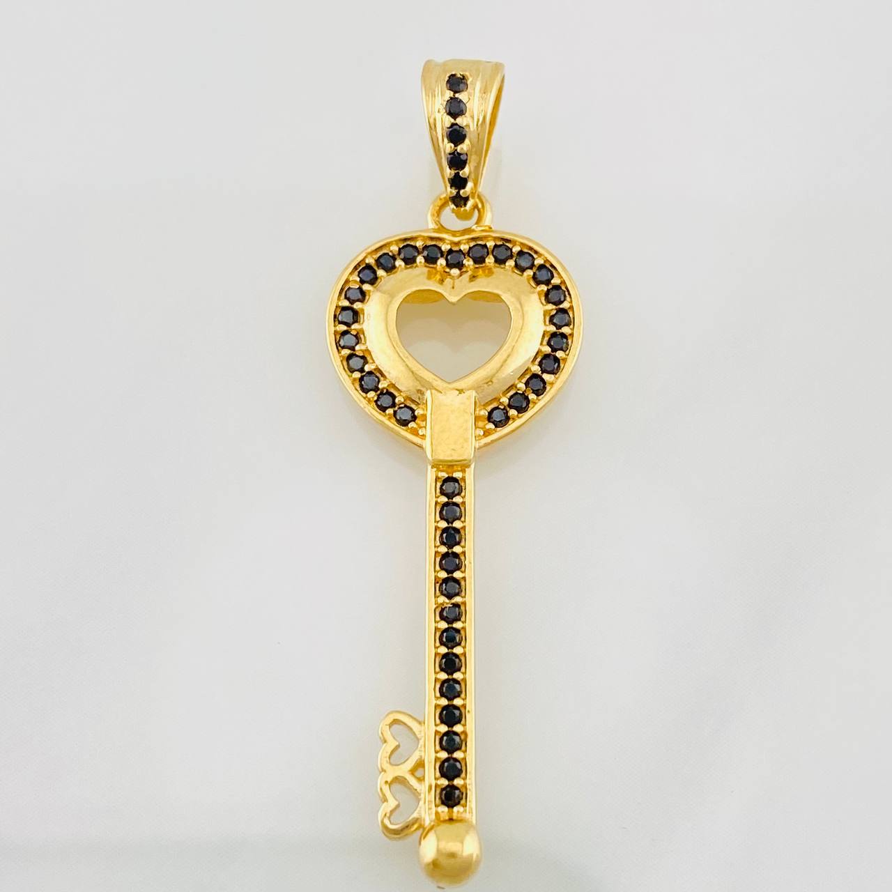 Key Pendant 2.4g / 1 1/2 in Yellow Gold 18K