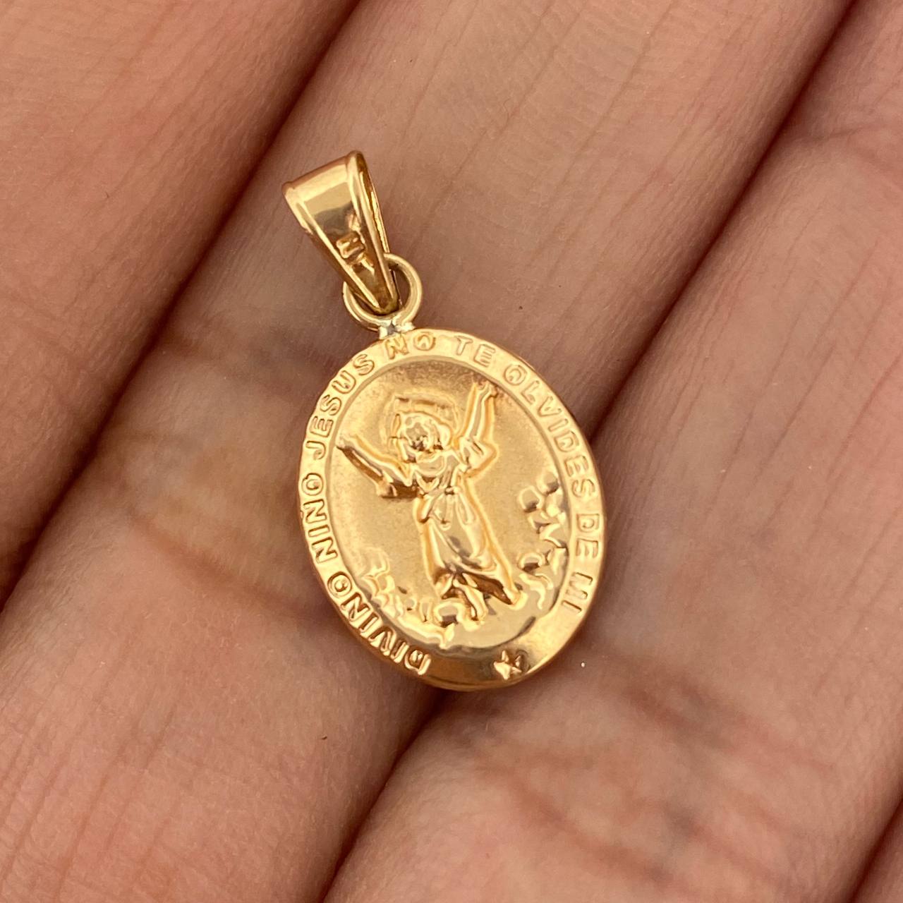 Divine Child Pendant 0.65gr / 3/4 in / 18K Gold $