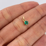 Dije Redondo Esmeralda 31pts 0.45gr / 1/2 in / Oro Amarillo 18K &