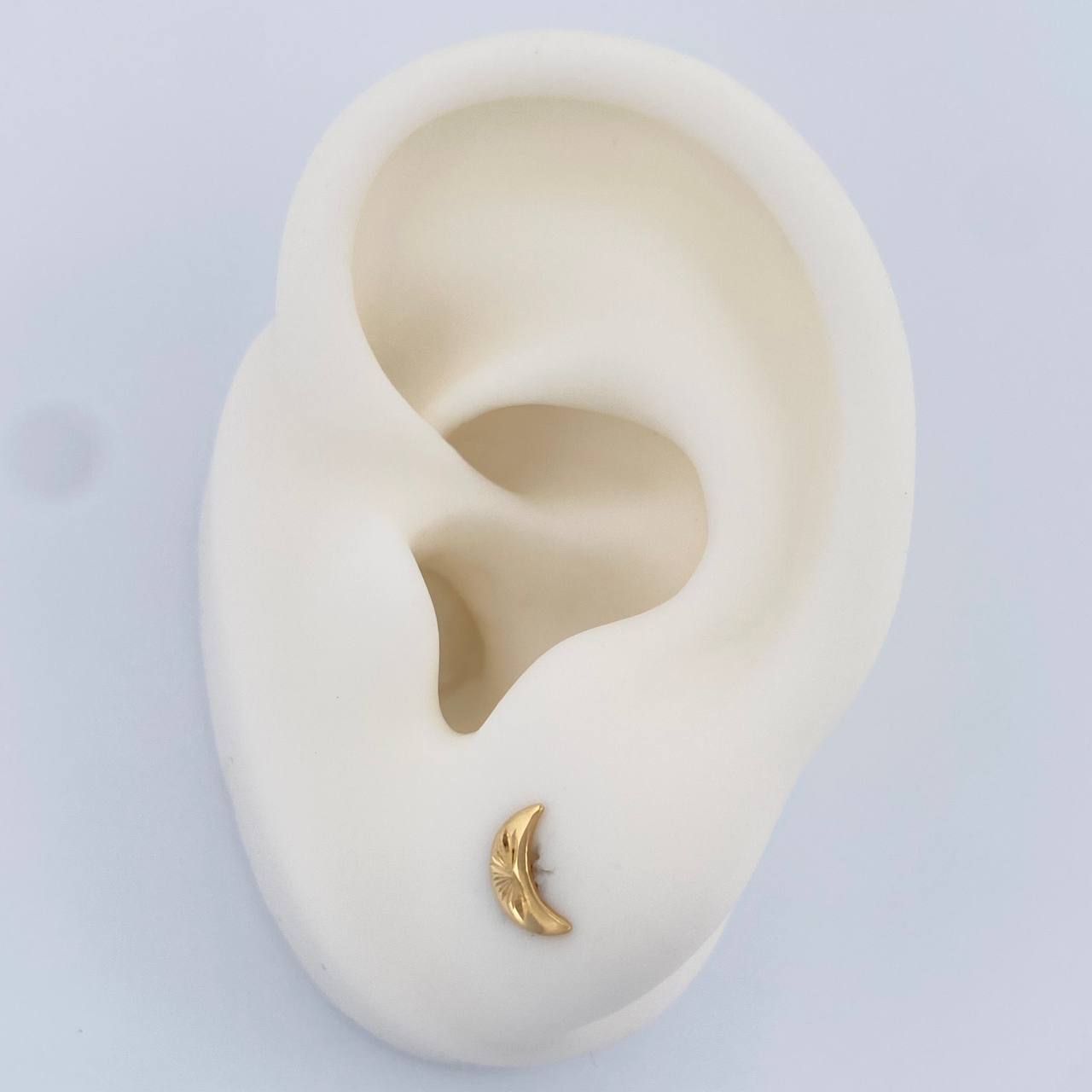 Topos Media Luna 0.65gr / Oro Amarillo 18K %