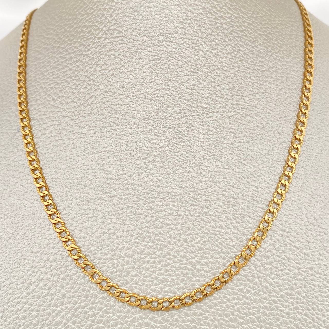 Cadena Cubana Diamantada 5.8gr / 23 3/4 in / 3.36mm Oro Amarillo +1 18K $