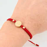 Pulsera Roja San Benito 3mm-4mm 4 Und Bolas Diamantadas Oro Amarillo 18K (A.C)