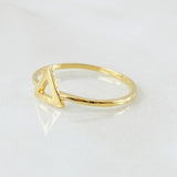 Anillo Silueta Triangulo 1gr / T6 1/2 / Oro Amarillo 18K ©