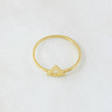 Anillo Silueta Triangulo 1gr / T6 1/2 / Oro Amarillo 18K ©