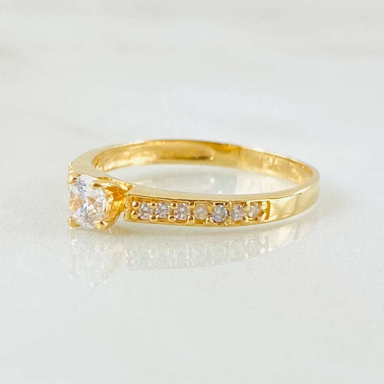 Anillo Solitario Churumbela 2gr / T7 1/4 / Oro Amarillo 18K